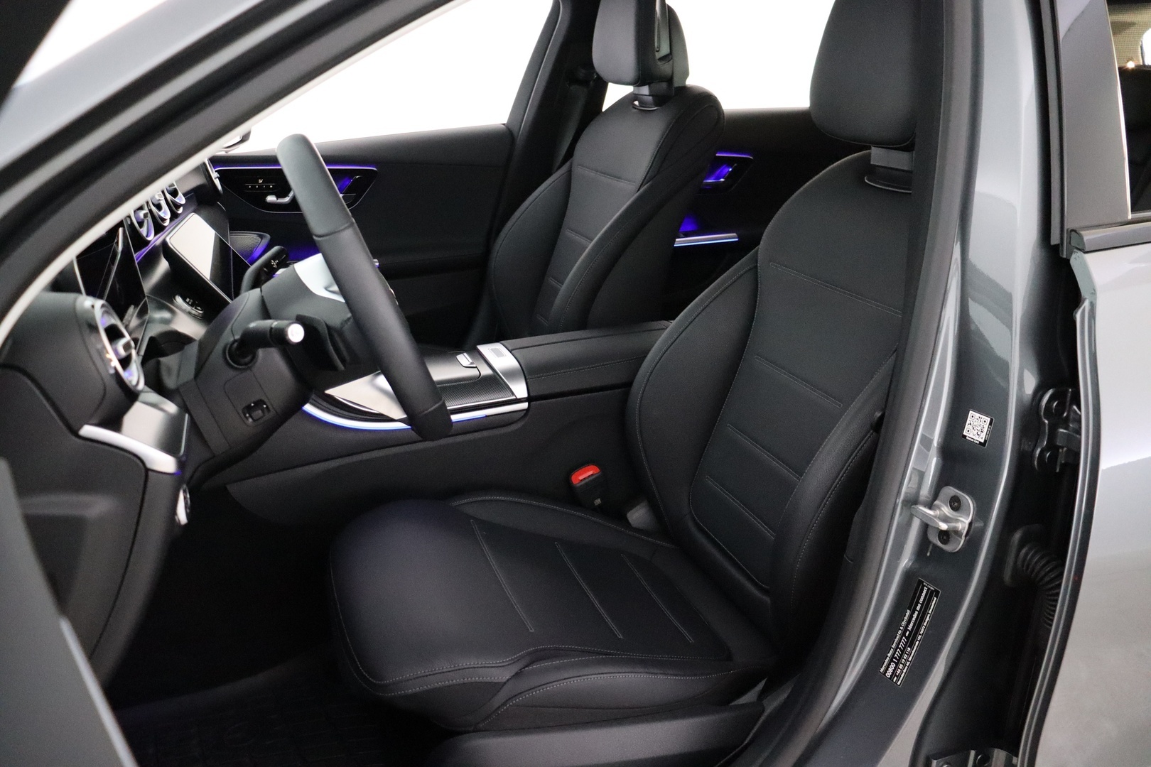 MERCEDES-BENZ C 2025