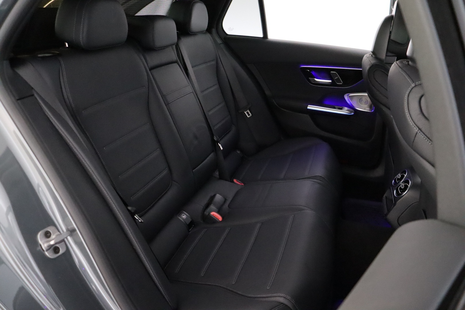 MERCEDES-BENZ C 2025