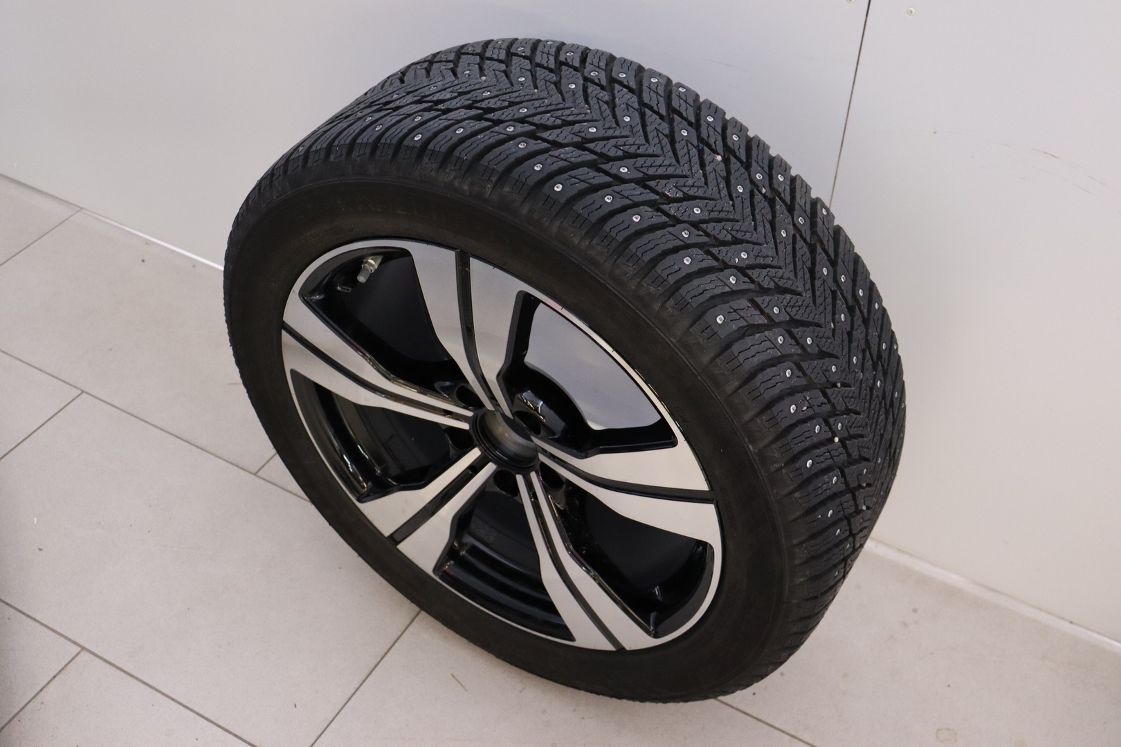 MERCEDES-BENZ C 2025