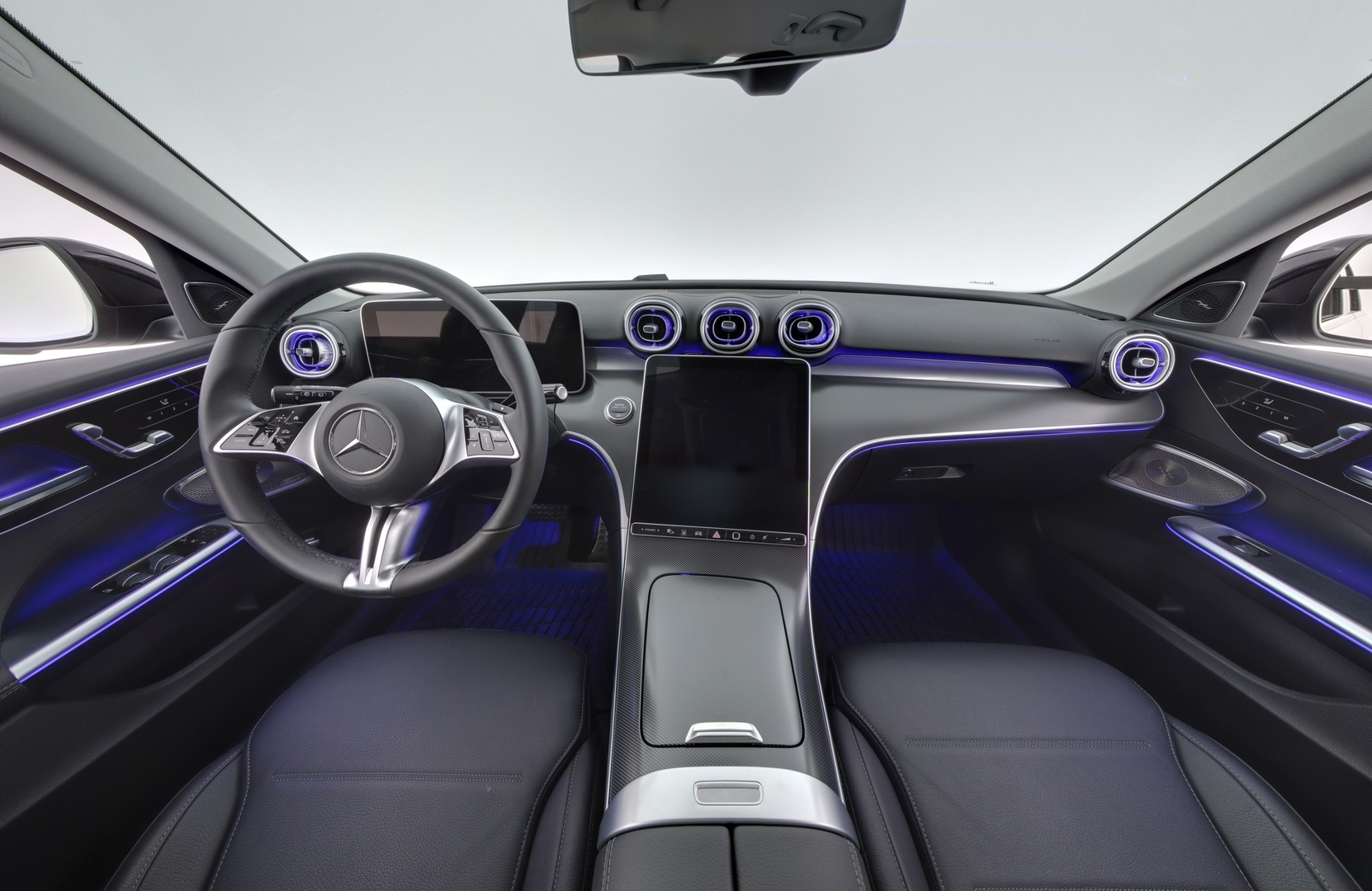 MERCEDES-BENZ C 2025