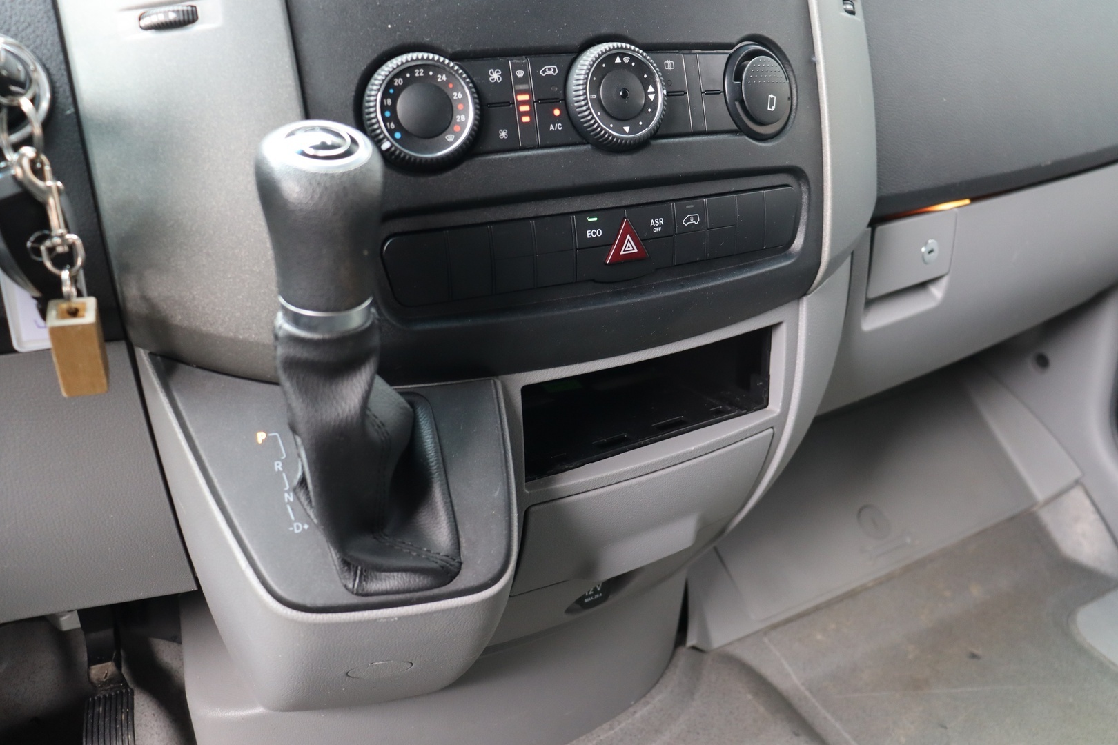 MERCEDES-BENZ Sprinter 2018