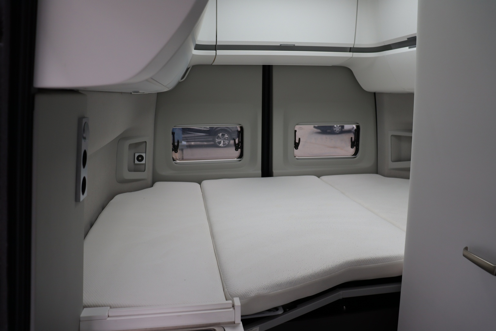 VOLKSWAGEN GRAND CALIFORNIA 2023