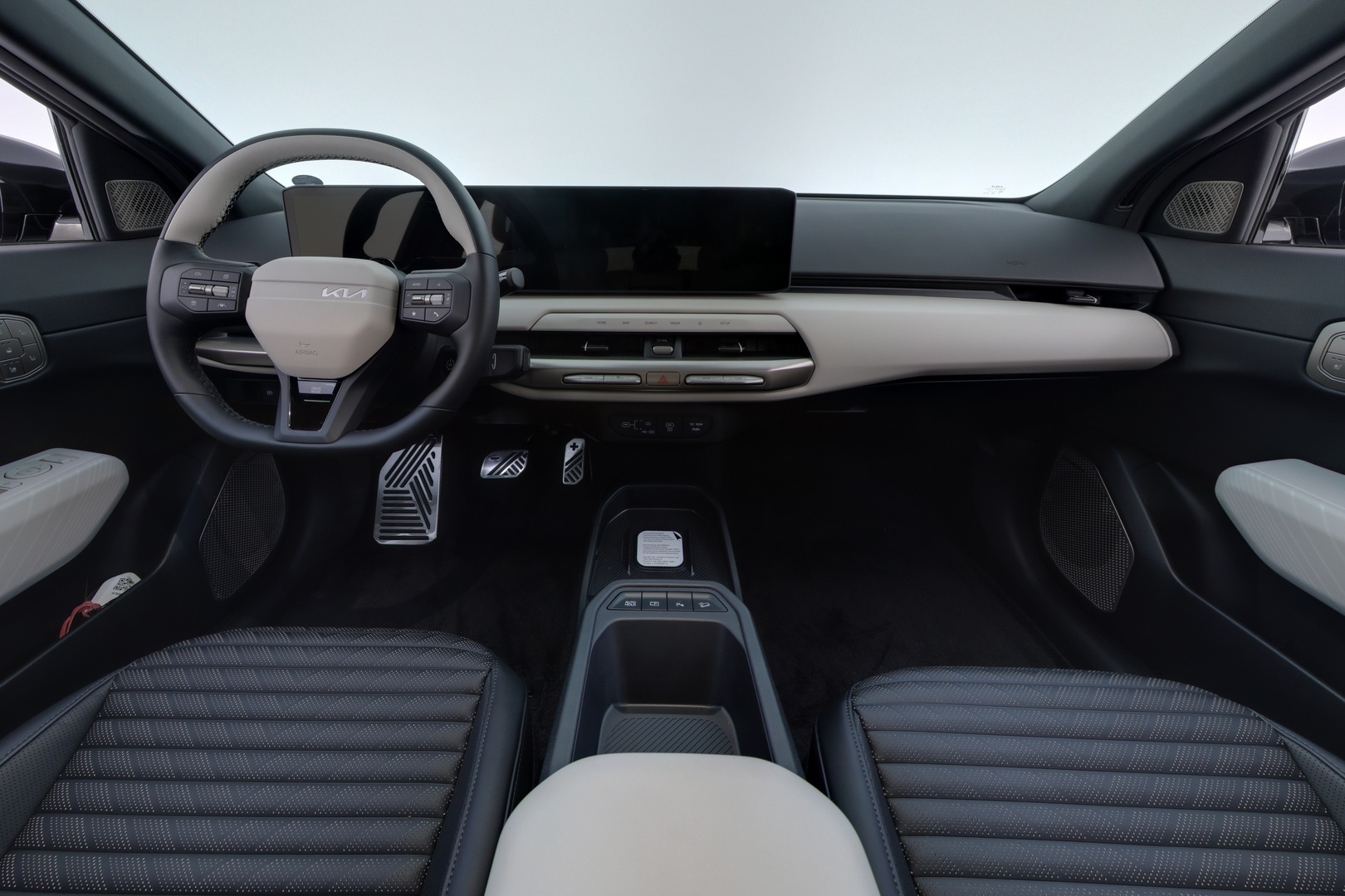 KIA EV4 2026