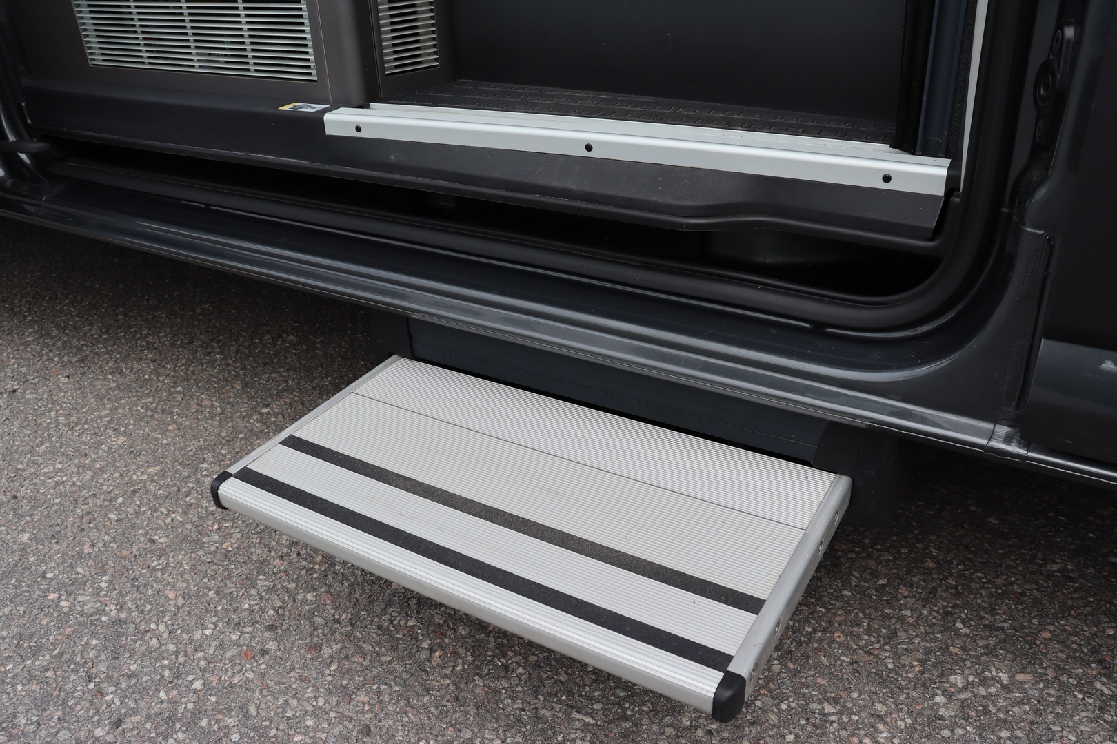 VOLKSWAGEN GRAND CALIFORNIA 2023