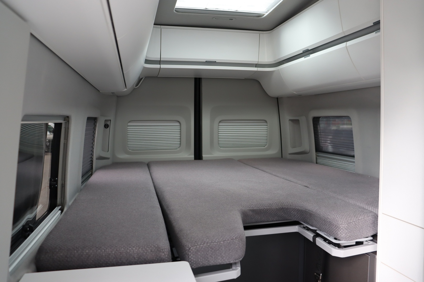 VOLKSWAGEN GRAND CALIFORNIA 2023