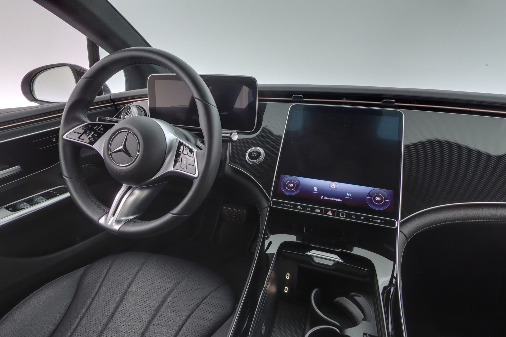 MERCEDES-BENZ EQE 2023