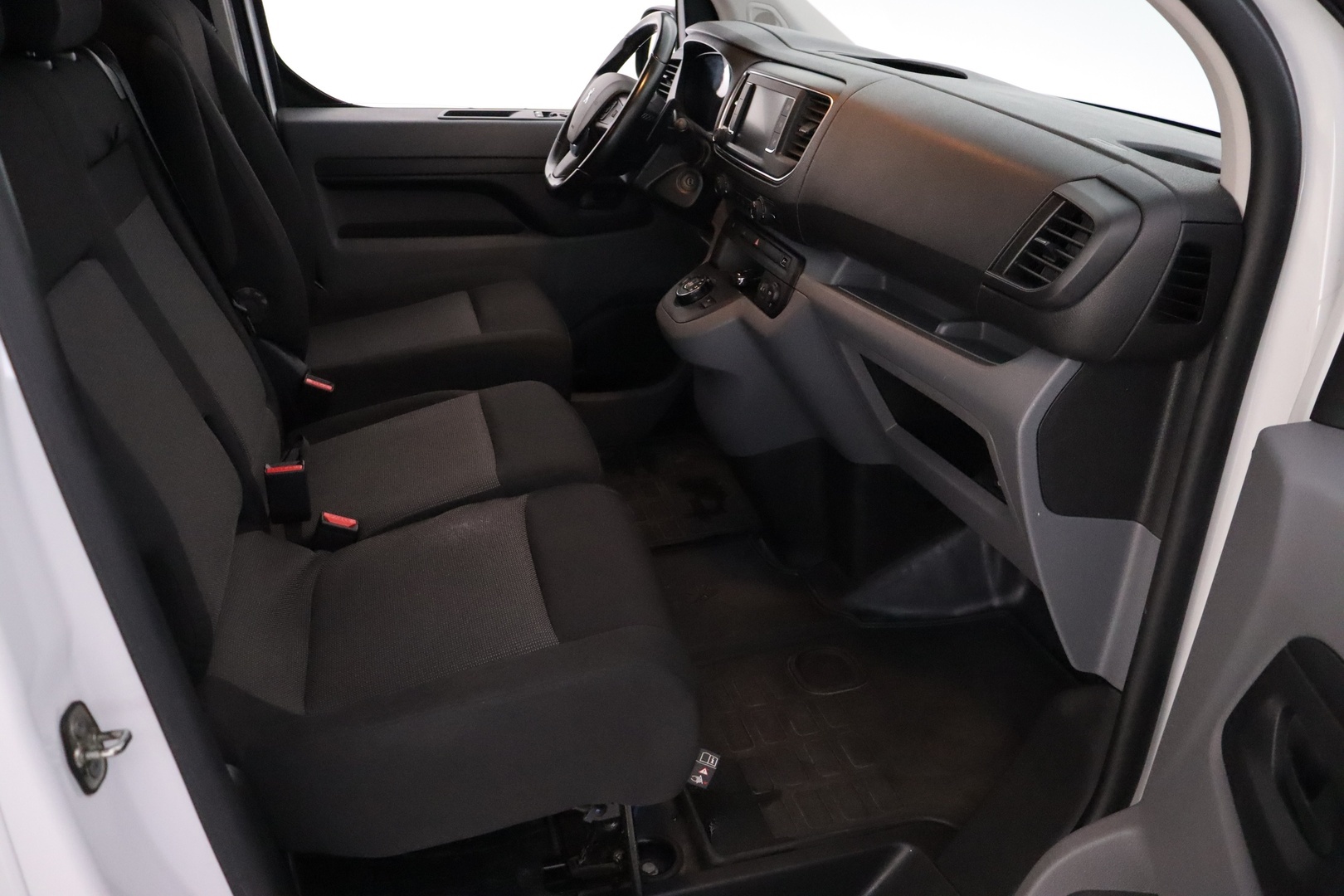 PEUGEOT EXPERT 2022