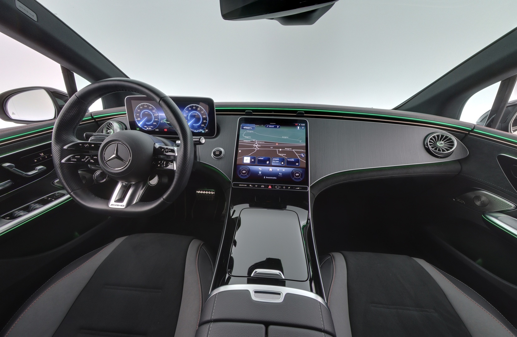 MERCEDES-BENZ EQE 2023