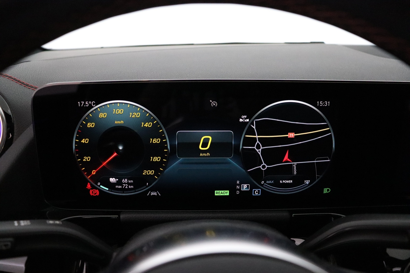 MERCEDES-BENZ EQA 2024