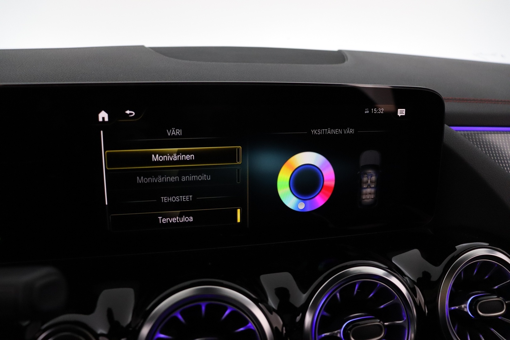 MERCEDES-BENZ EQA 2024