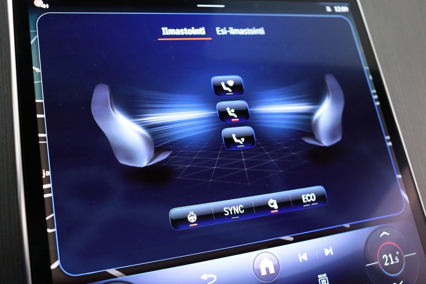 MERCEDES-BENZ EQE 2024