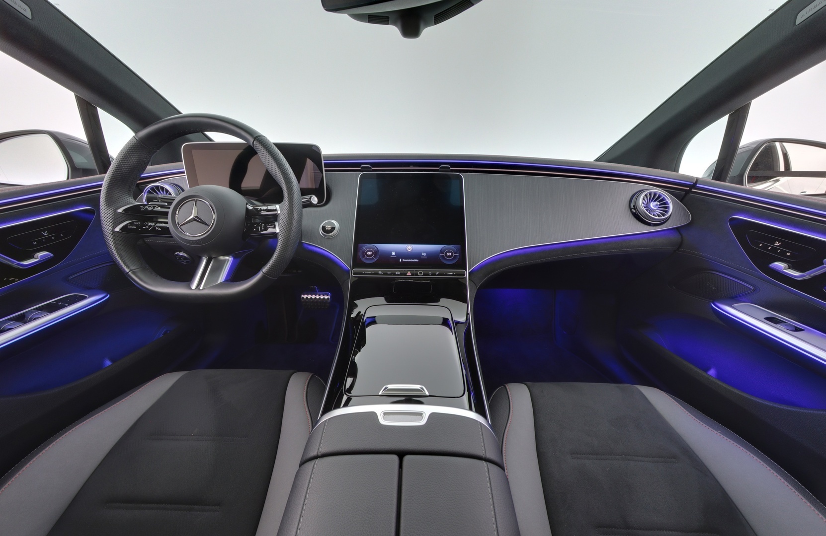 MERCEDES-BENZ EQE 2024