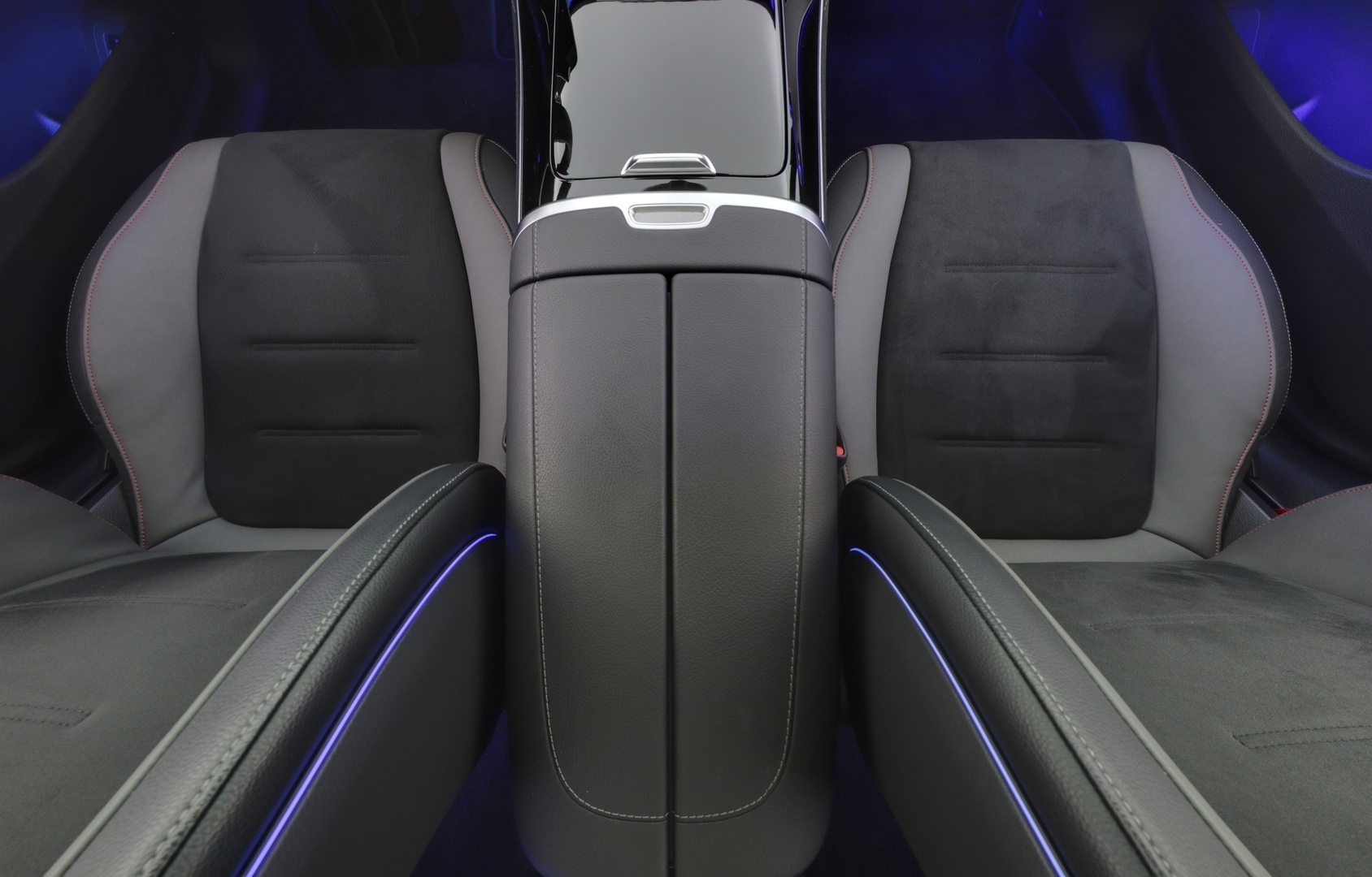 MERCEDES-BENZ EQE 2024