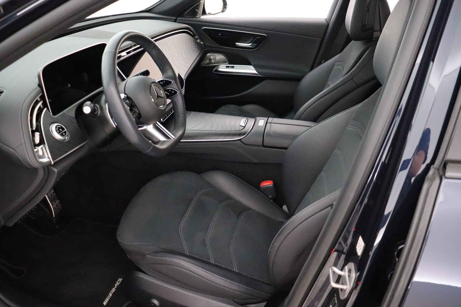 MERCEDES-BENZ E 2024