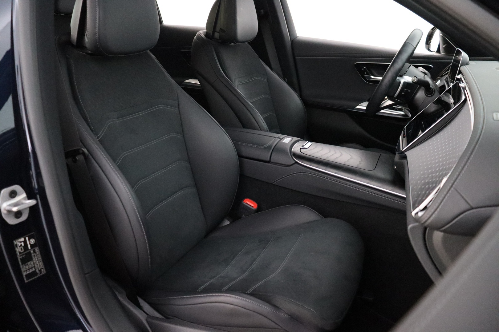 MERCEDES-BENZ E 2024