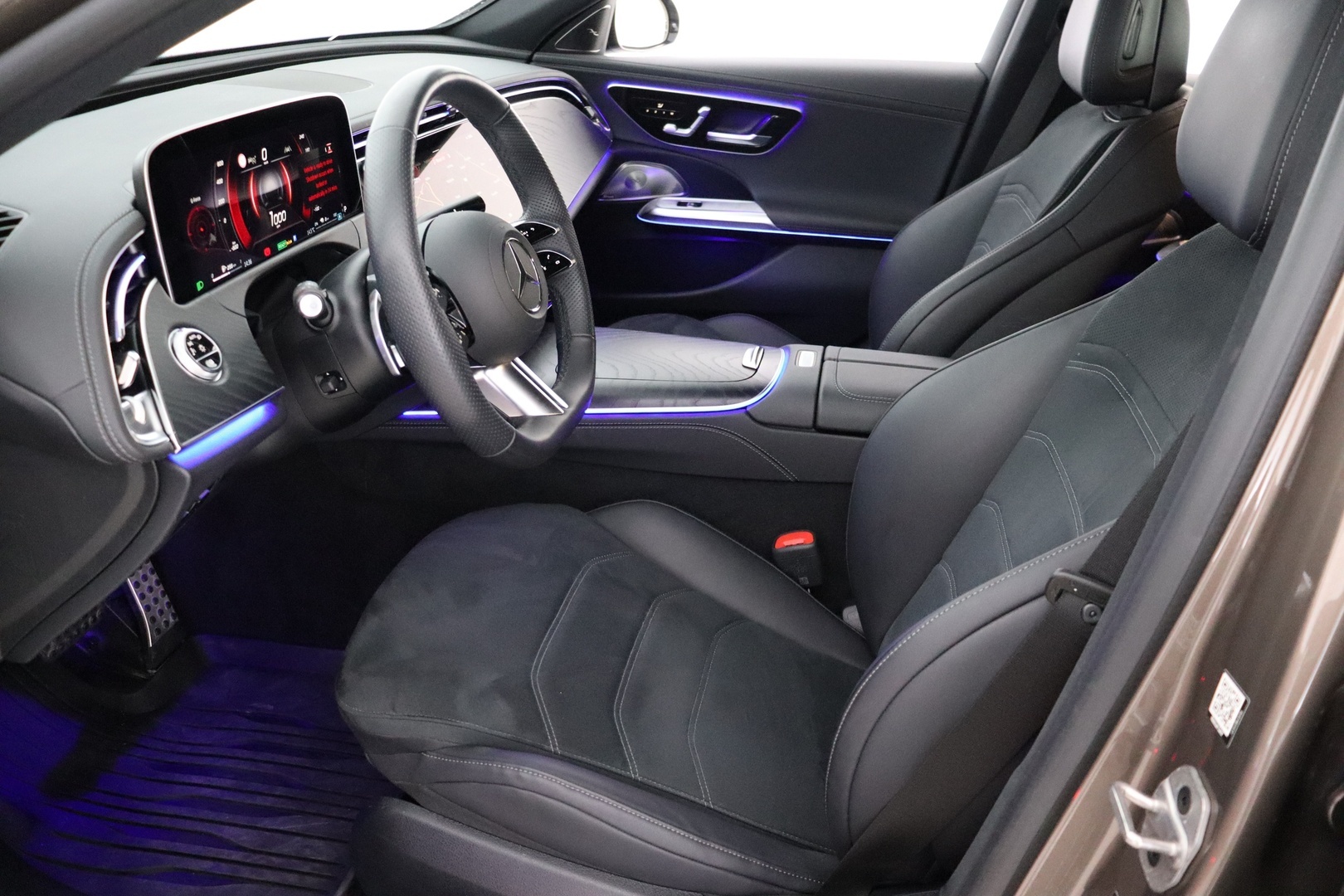 MERCEDES-BENZ E 2024