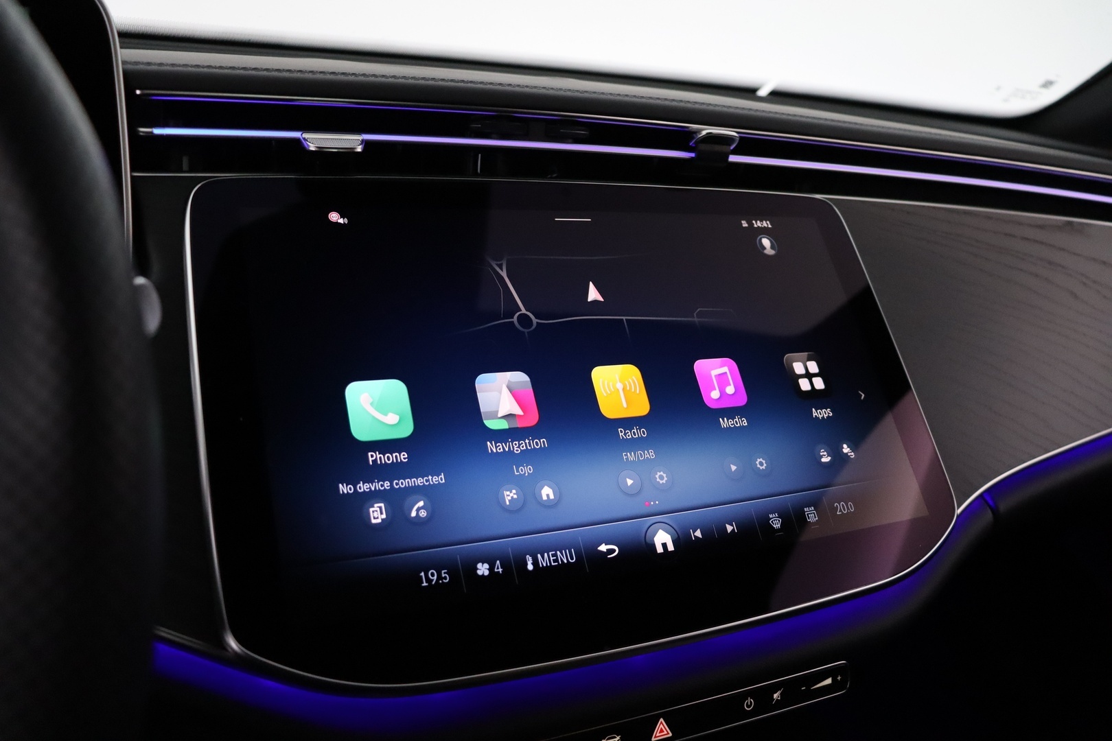 MERCEDES-BENZ E 2024