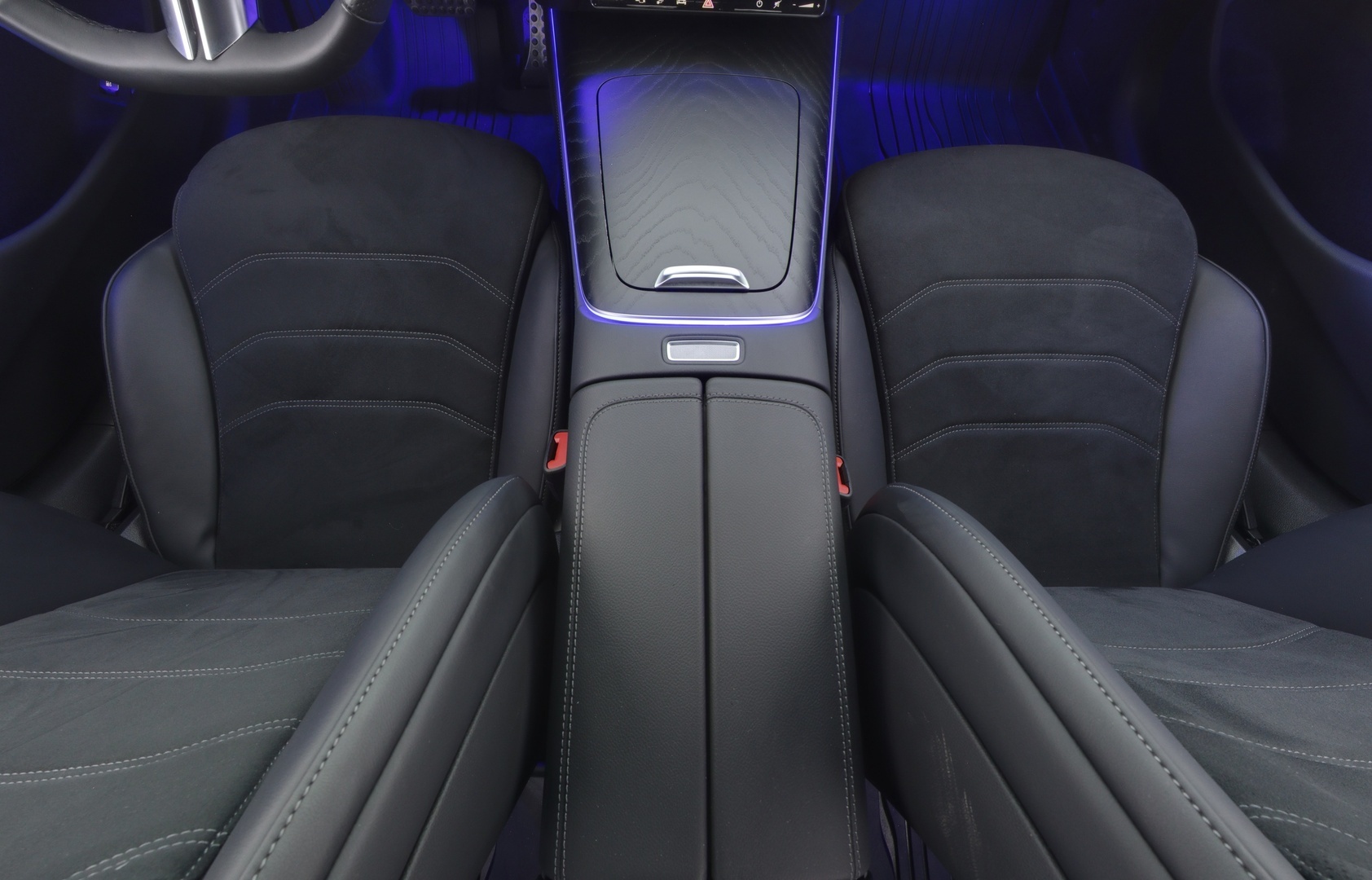 MERCEDES-BENZ E 2024