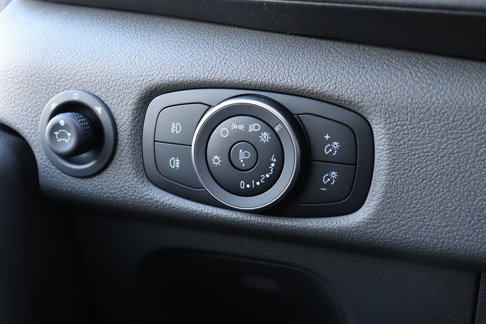 FORD Transit 2025