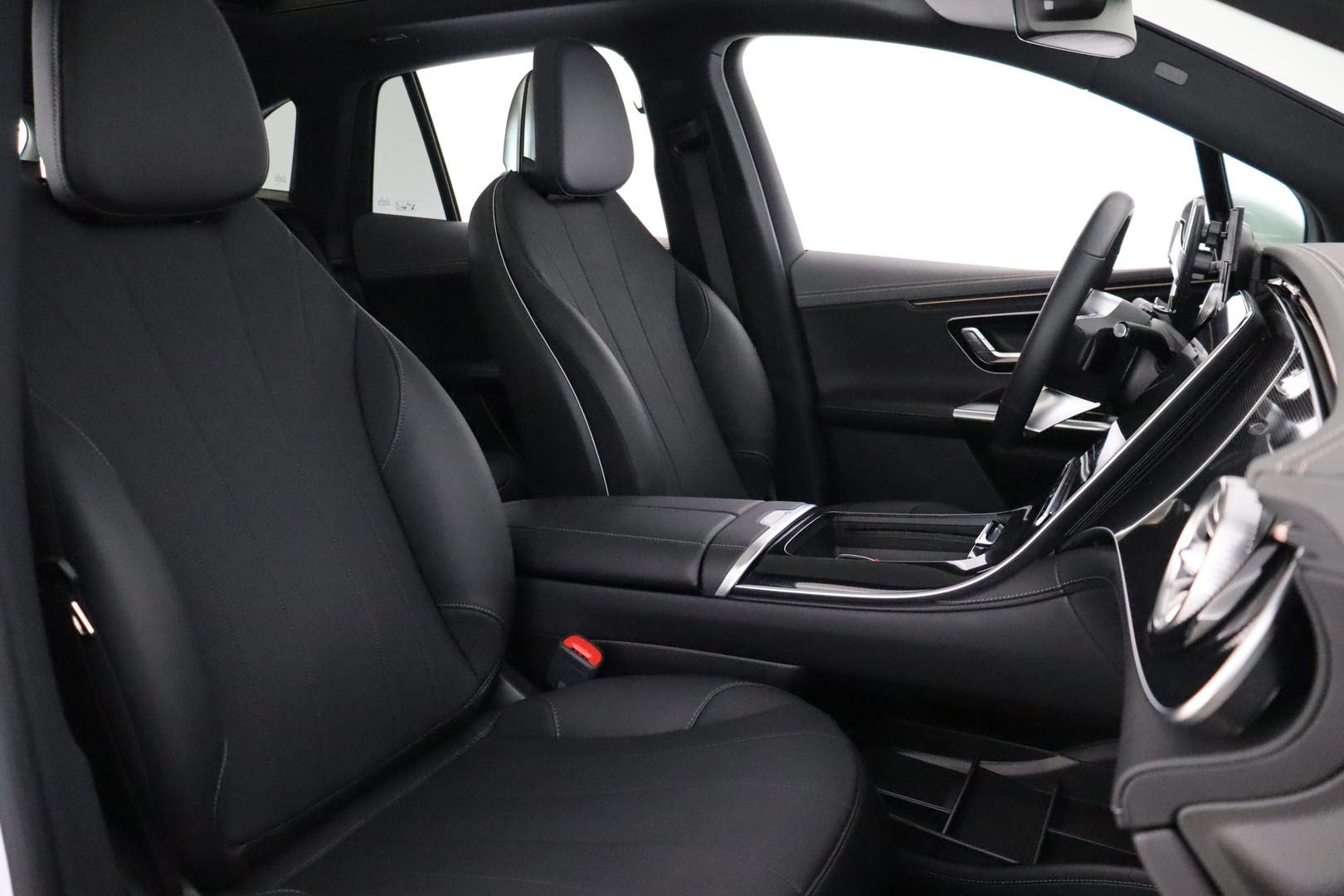 MERCEDES-BENZ EQE SUV 2023