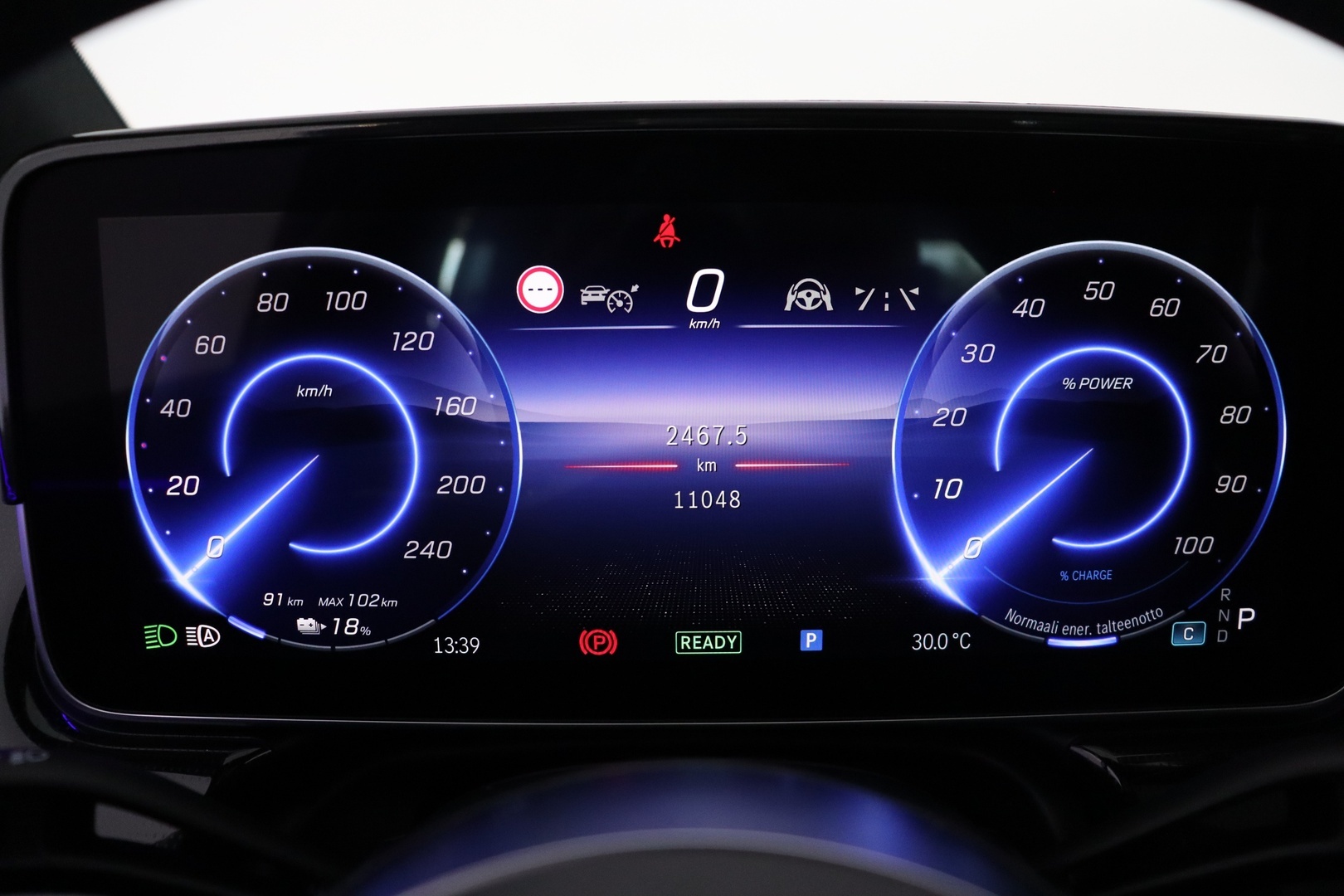 MERCEDES-BENZ EQE SUV 2023