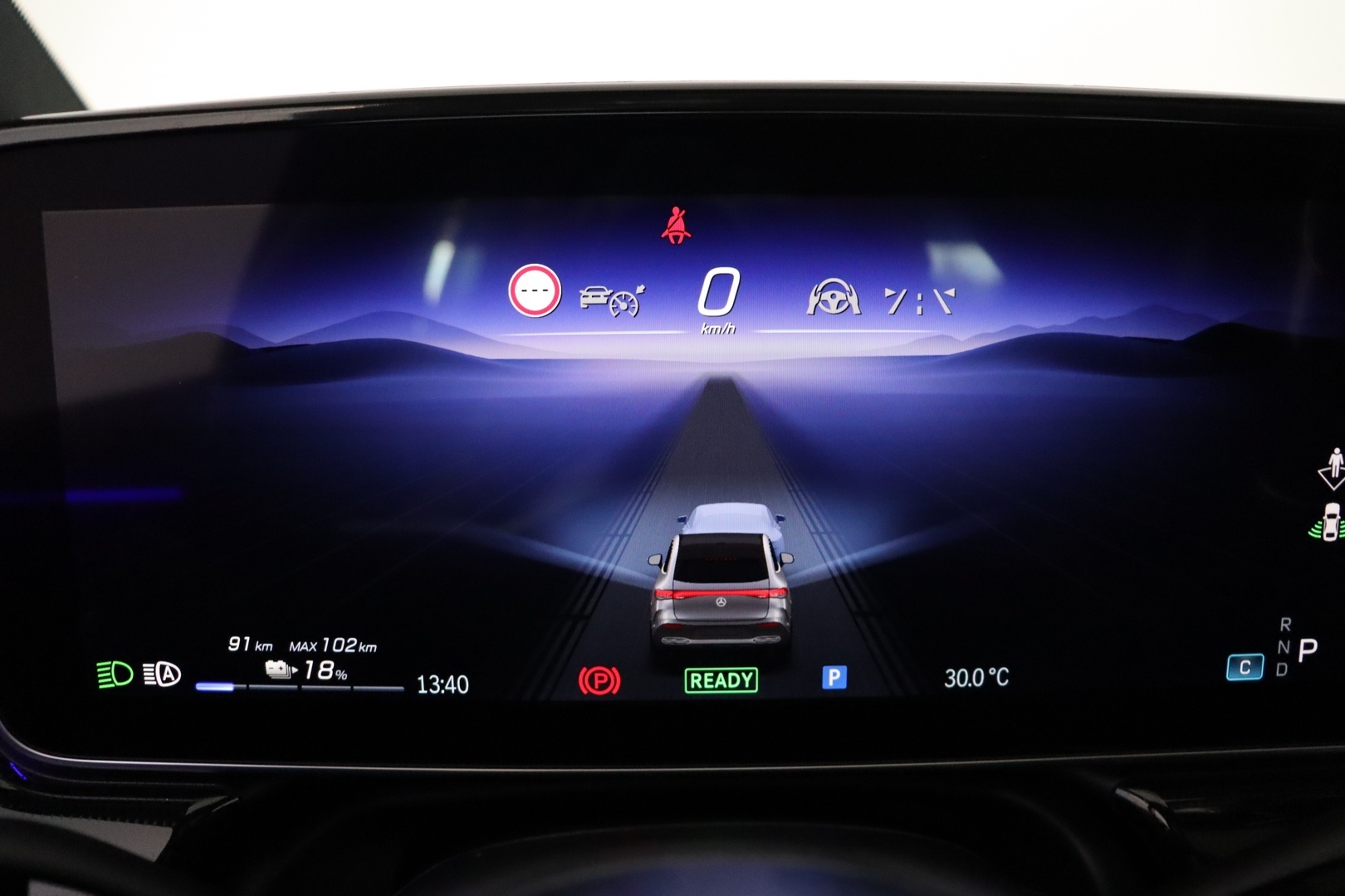 MERCEDES-BENZ EQE SUV 2023