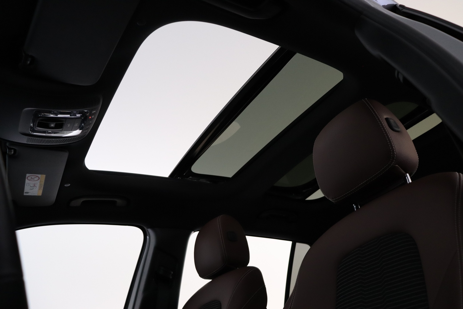 MERCEDES-BENZ GLB 2021