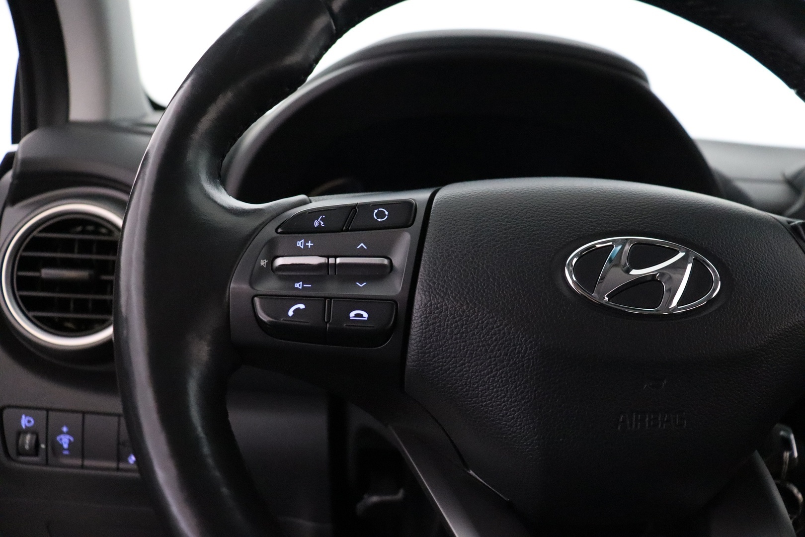 HYUNDAI KONA 2019