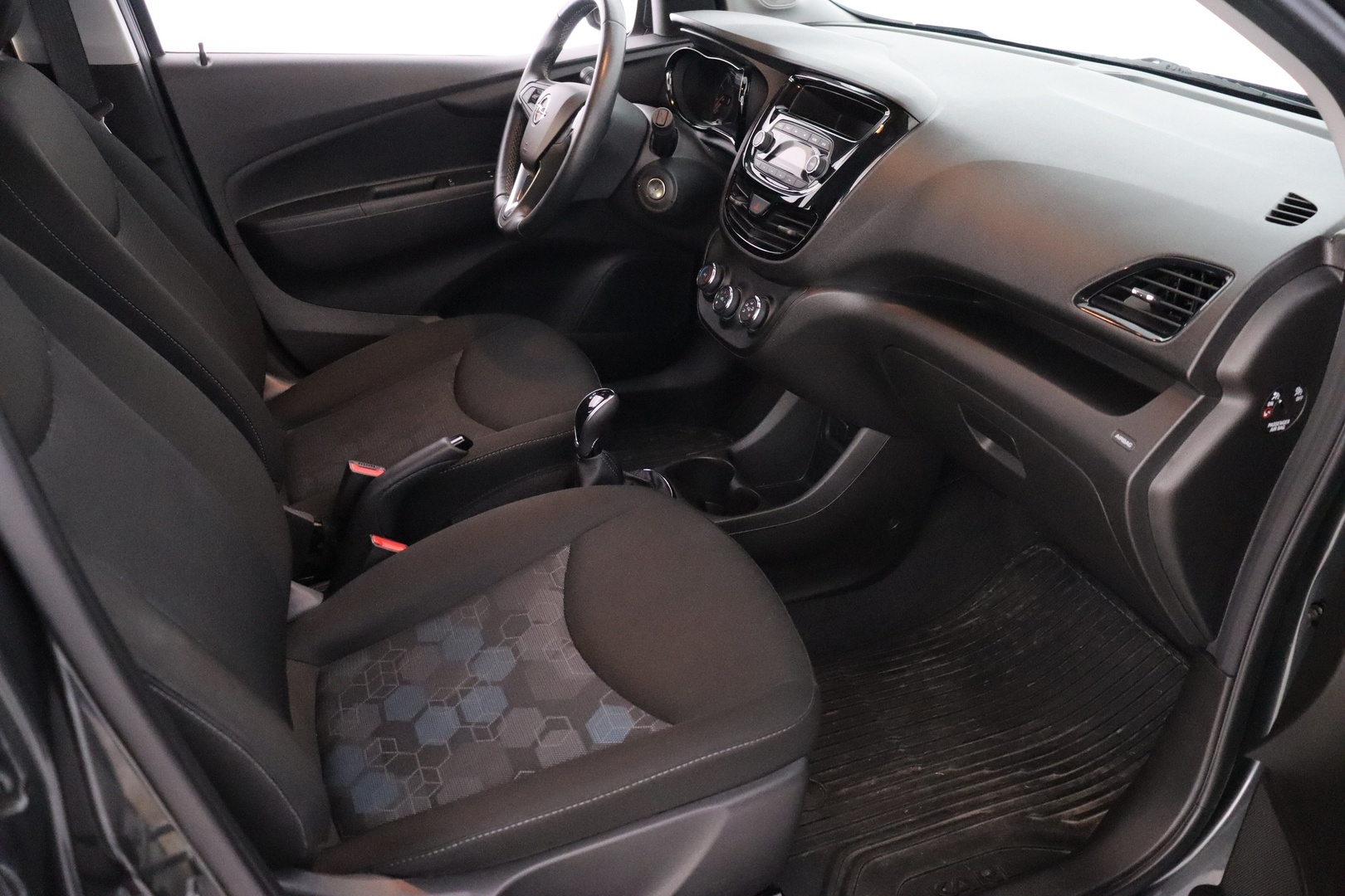 OPEL KARL 2018