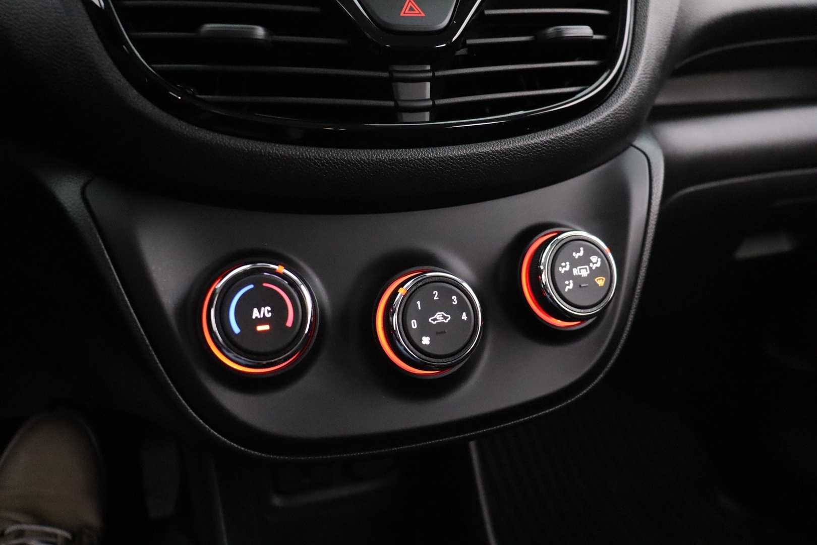 OPEL KARL 2018
