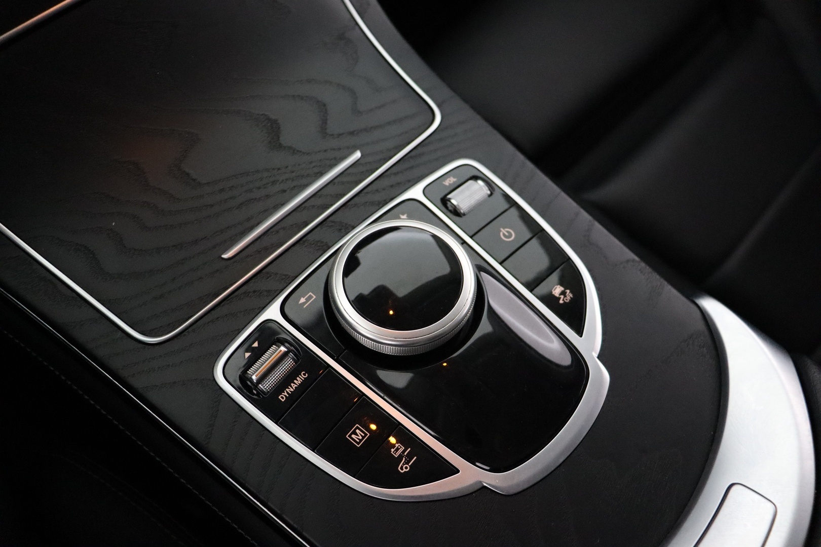 MERCEDES-BENZ GLC 2018