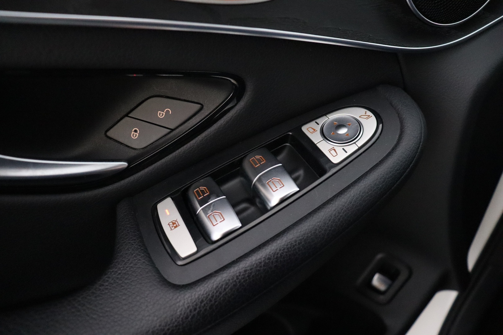 MERCEDES-BENZ GLC 2018