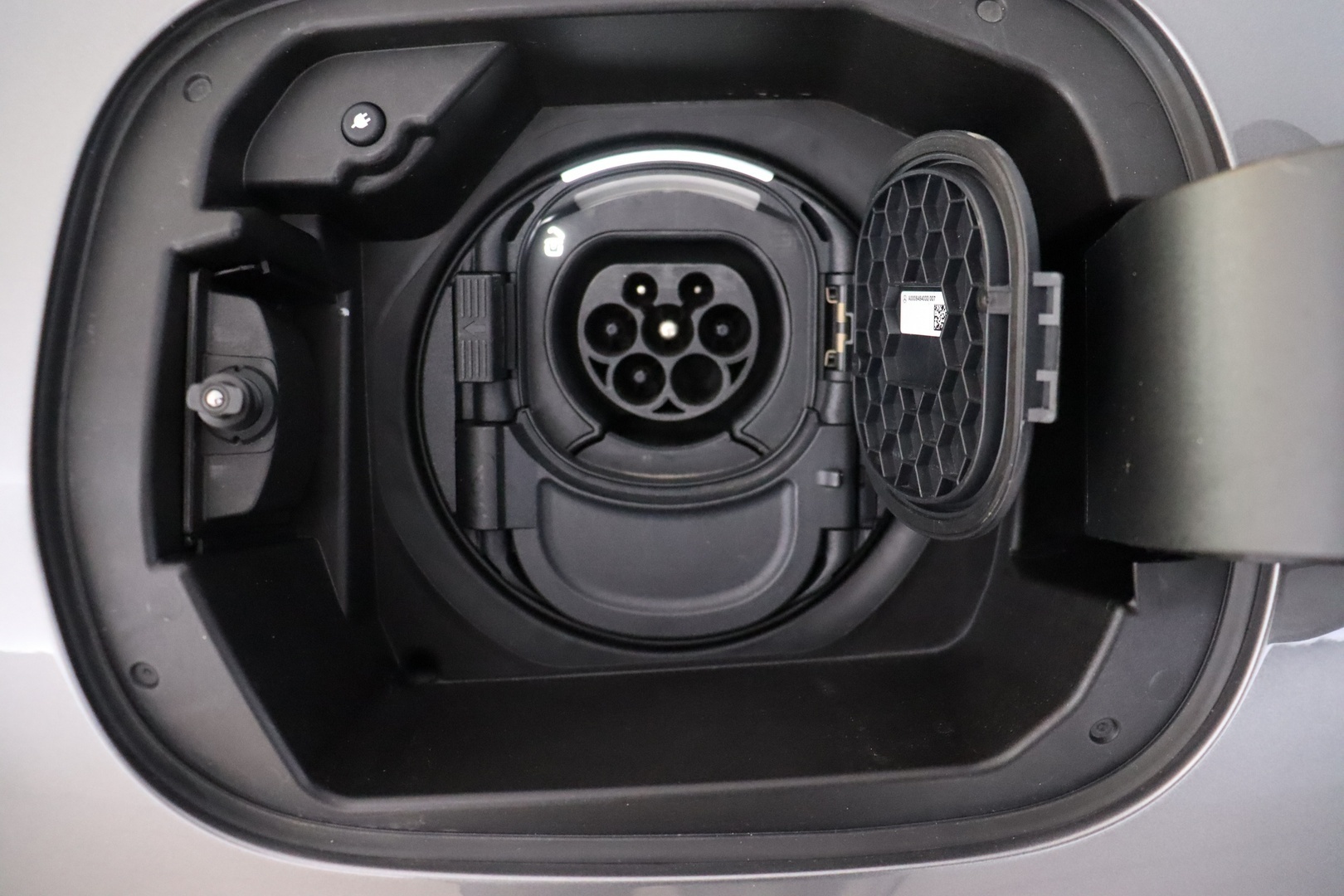 MERCEDES-BENZ CLA 2023