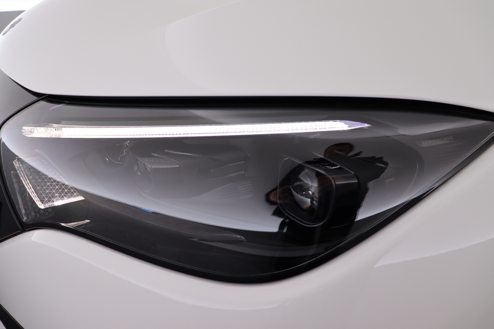 MERCEDES-BENZ EQE 2023