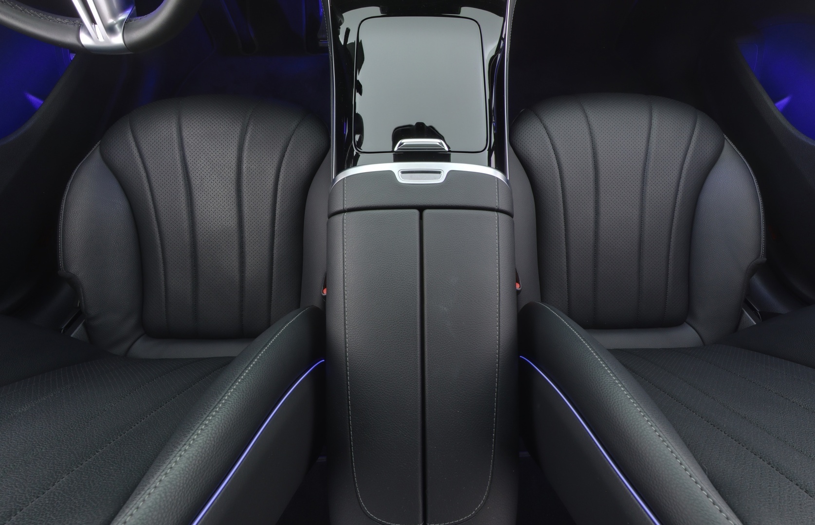 MERCEDES-BENZ EQE 2023