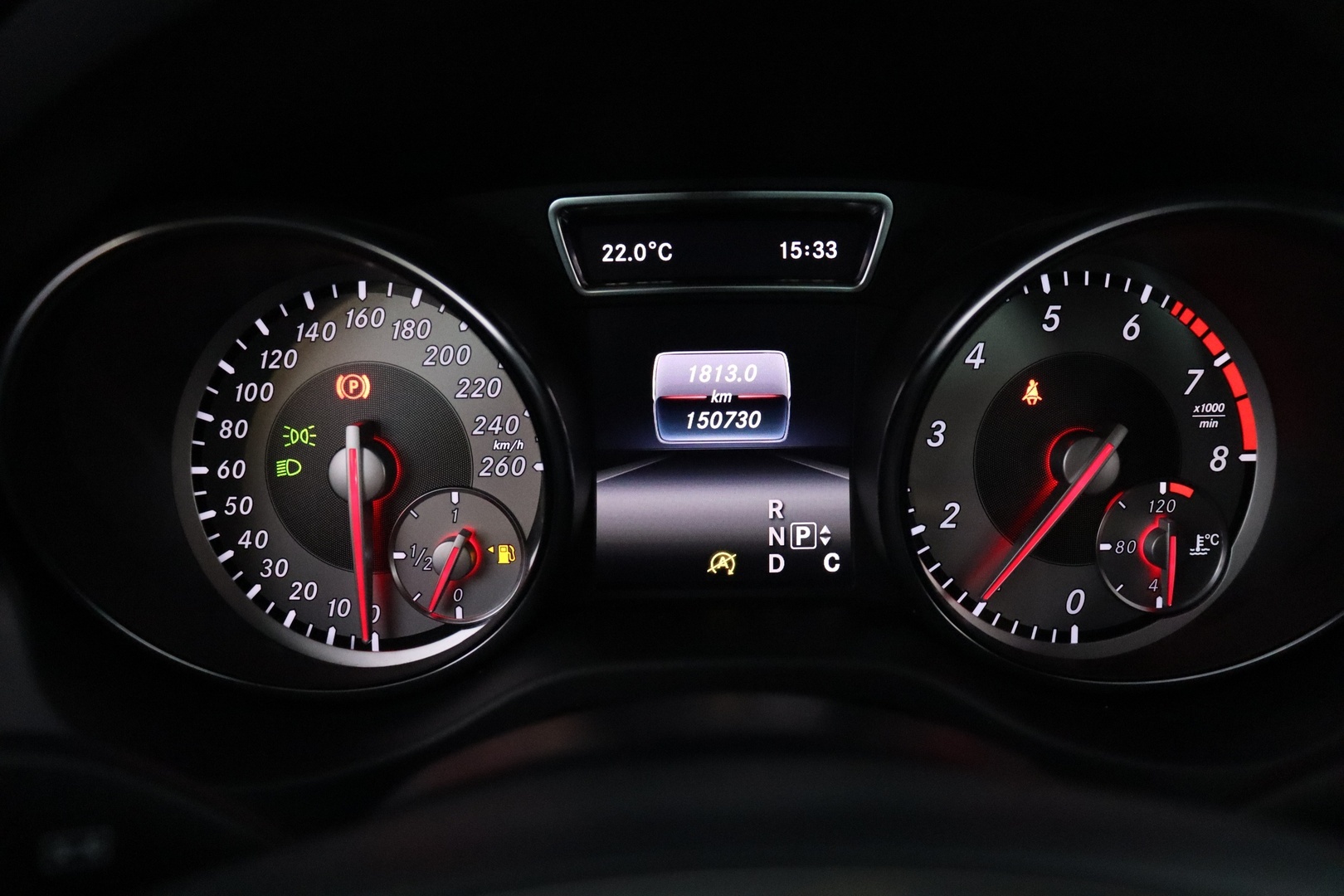 MERCEDES-BENZ CLA 2016