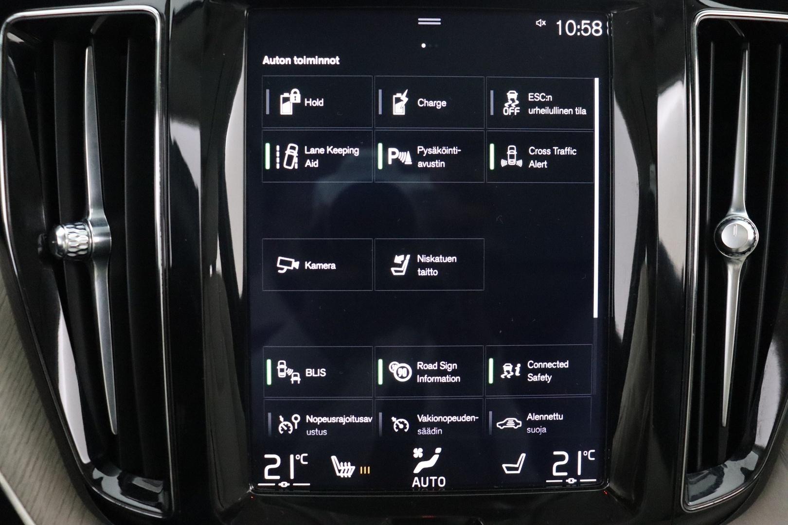 VOLVO XC60 2018
