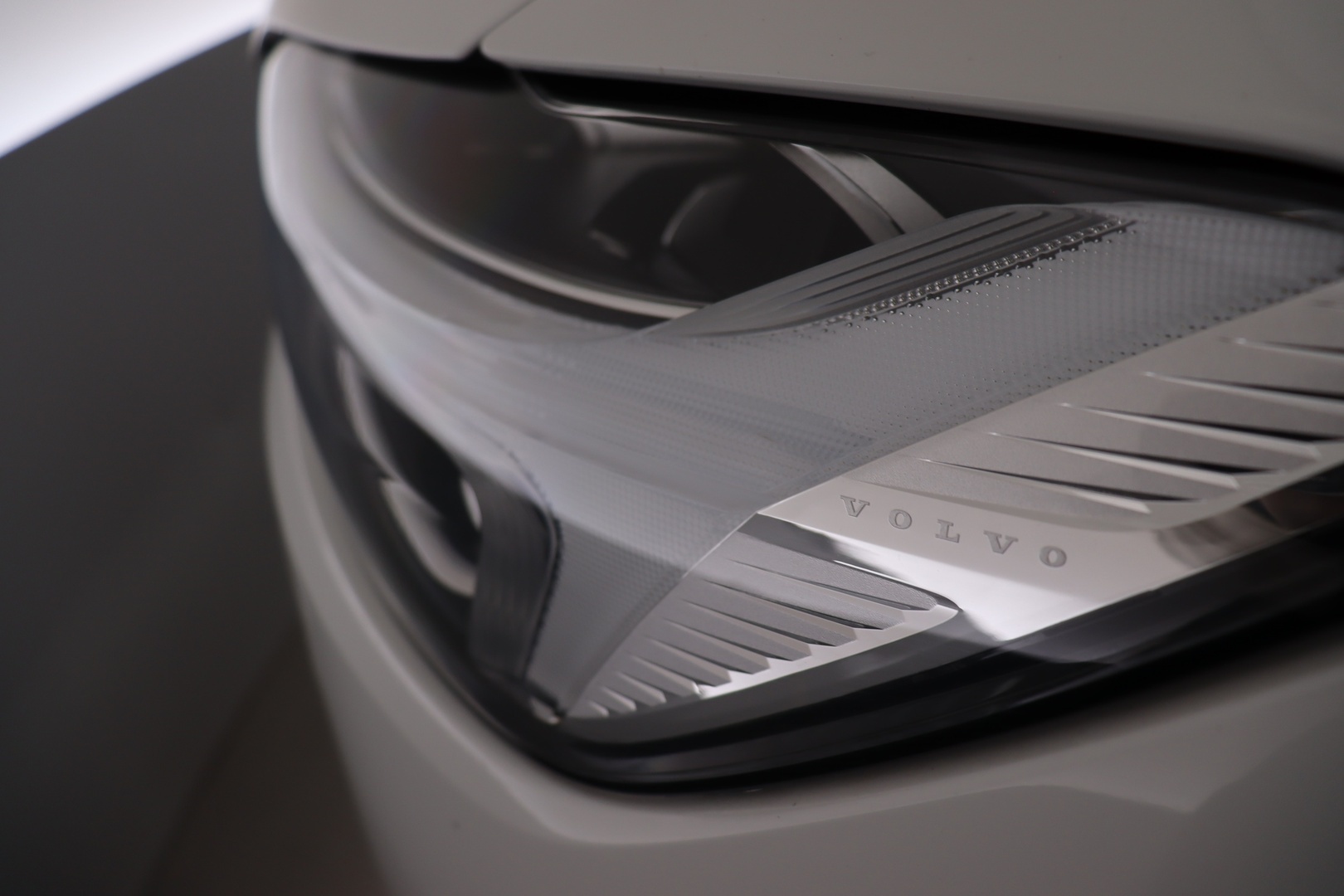 VOLVO XC60 2018