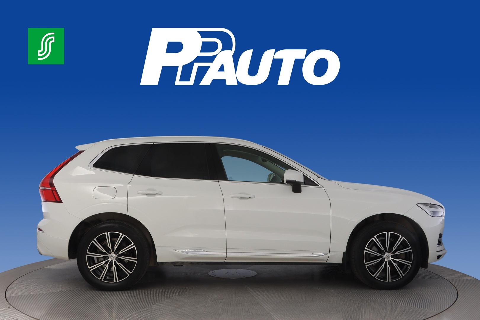 VOLVO XC60 2018