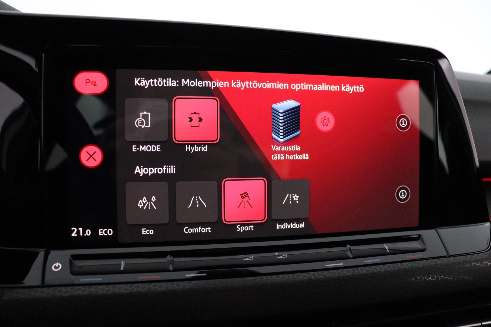 VOLKSWAGEN Golf 2021