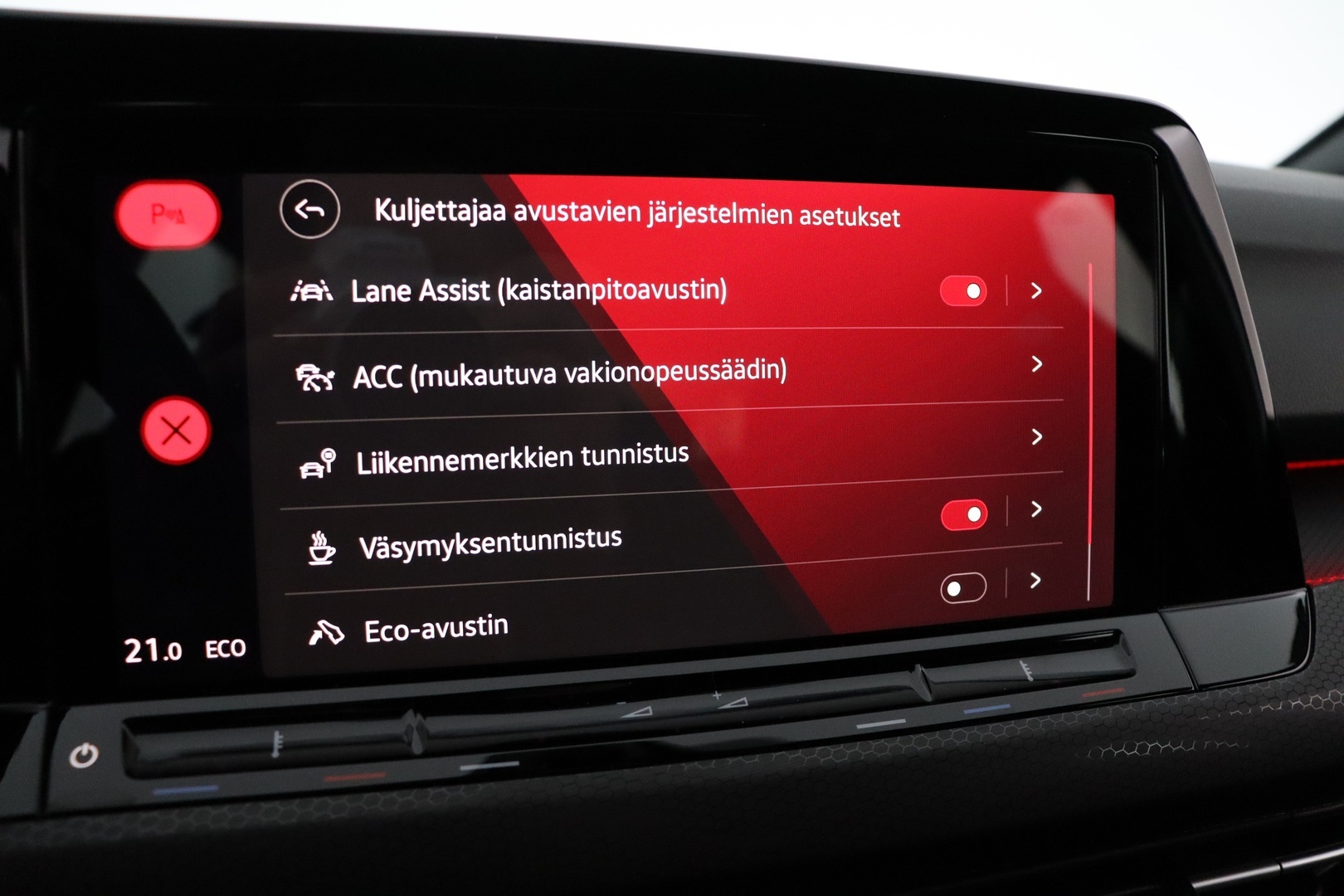 VOLKSWAGEN Golf 2021