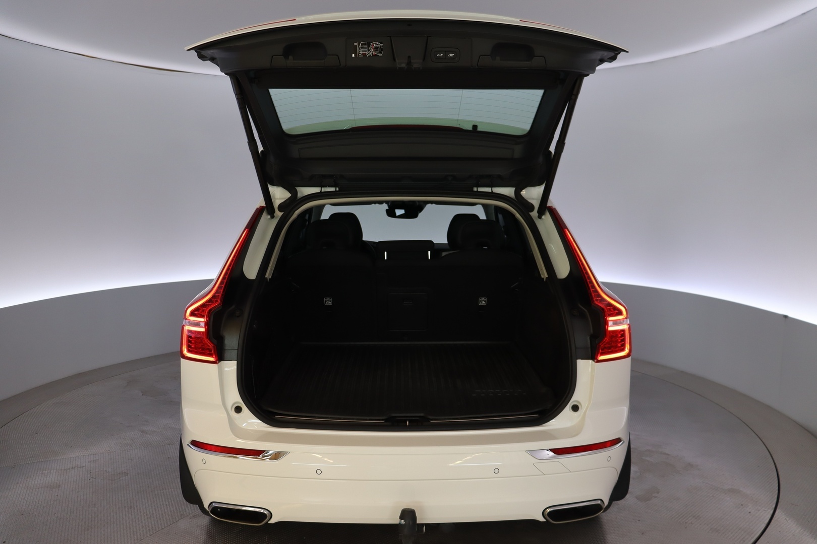 VOLVO XC60 2020
