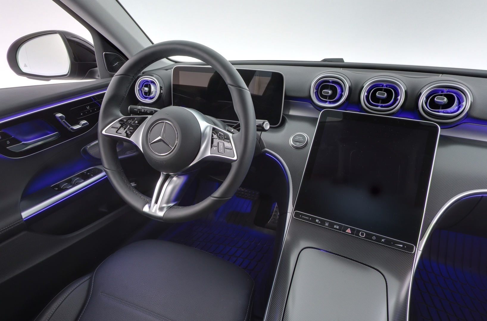MERCEDES-BENZ C 2024