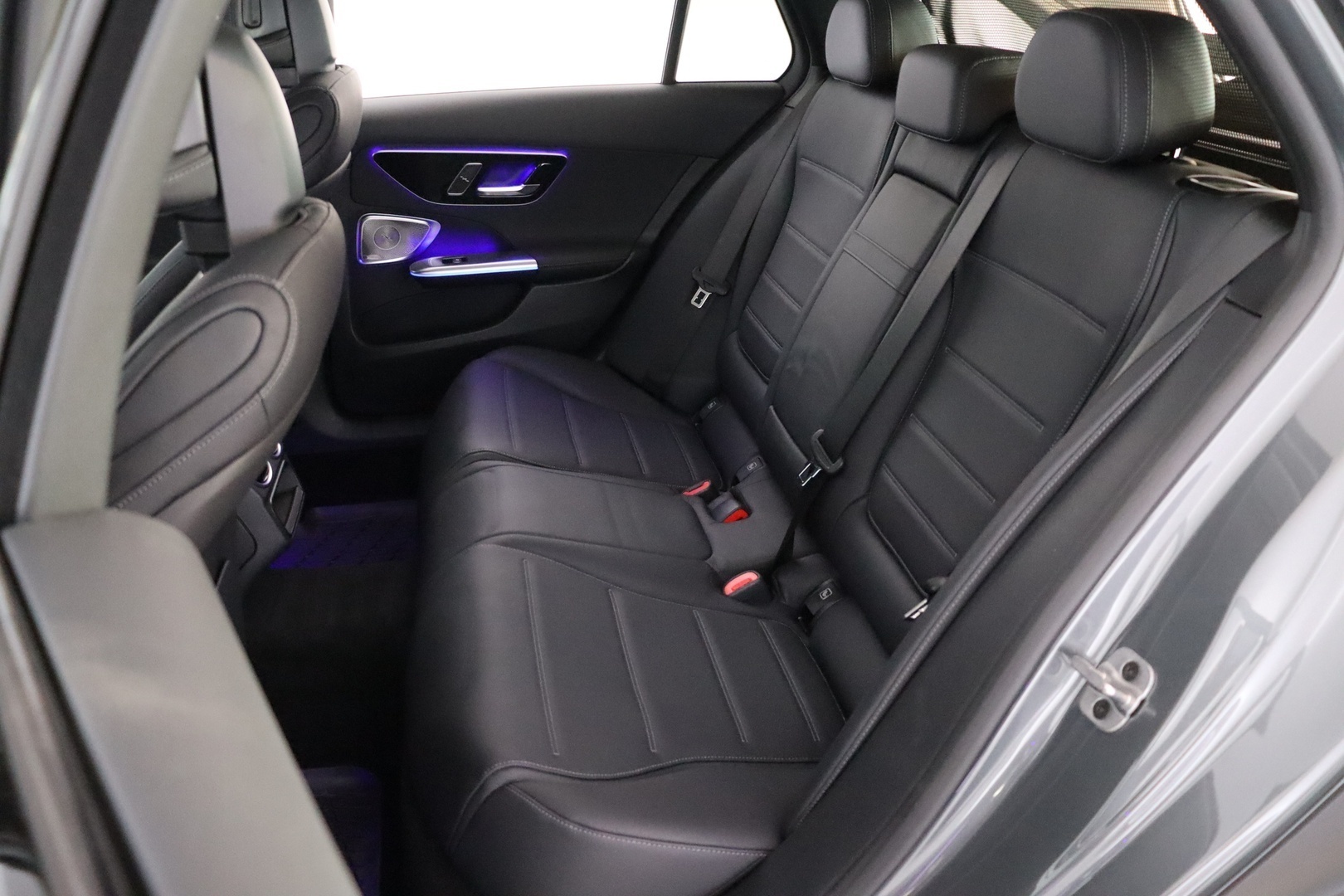 MERCEDES-BENZ C 2024