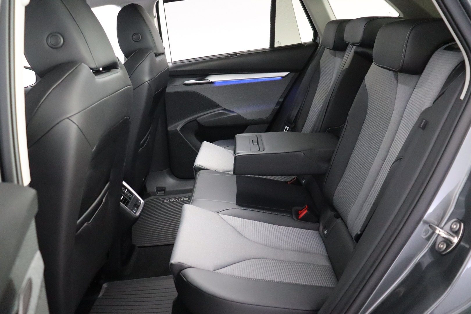SKODA Enyaq 2025