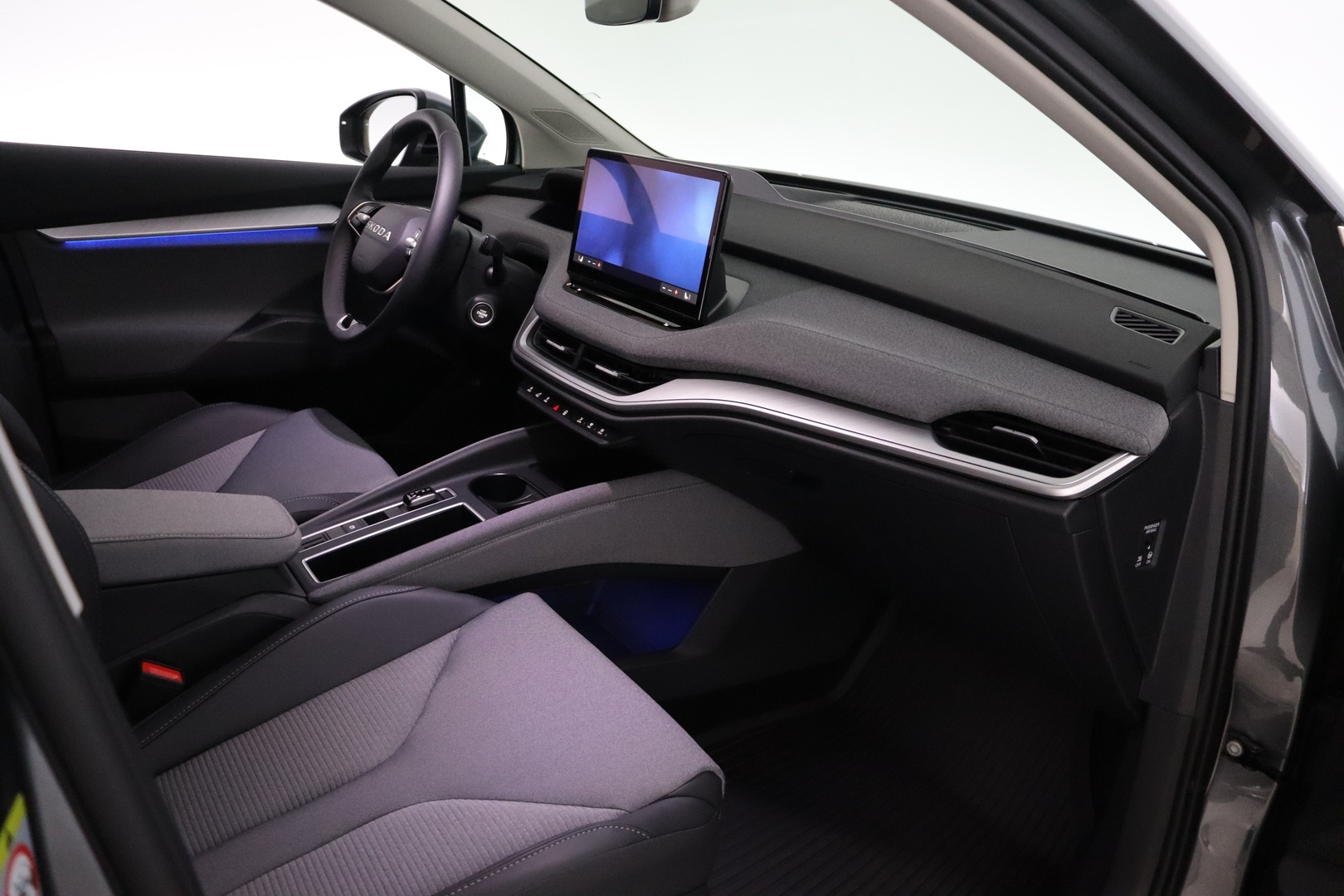 SKODA Enyaq 2025