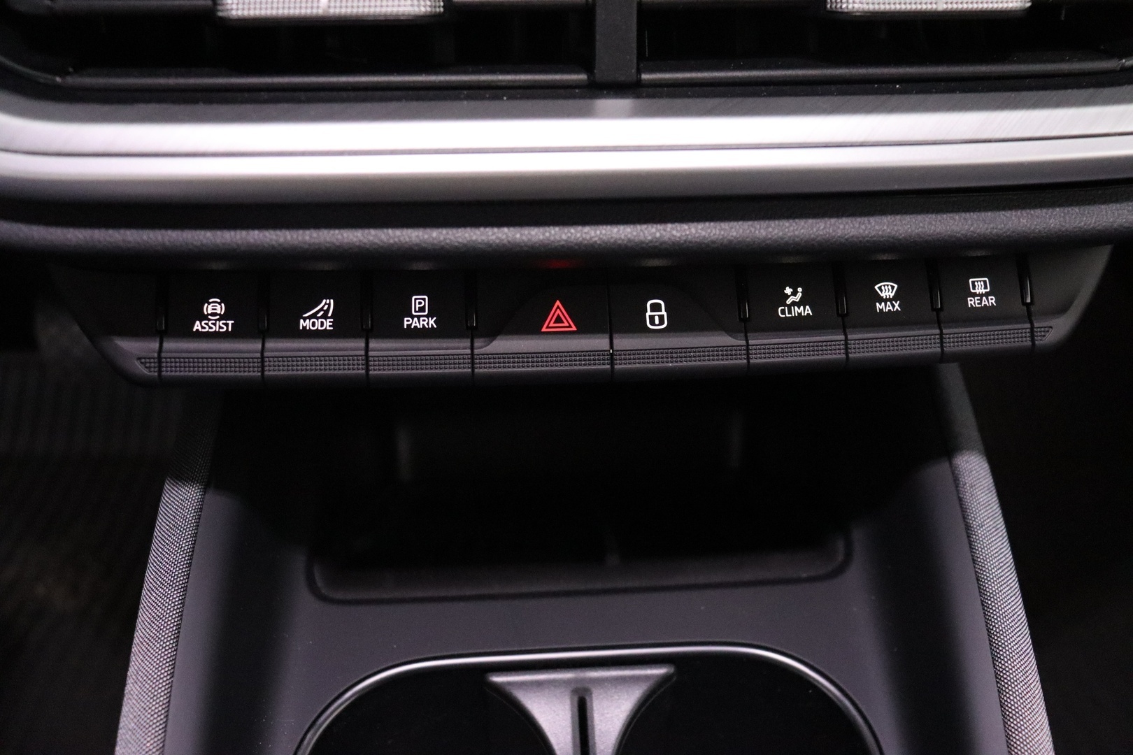 SKODA Enyaq 2025