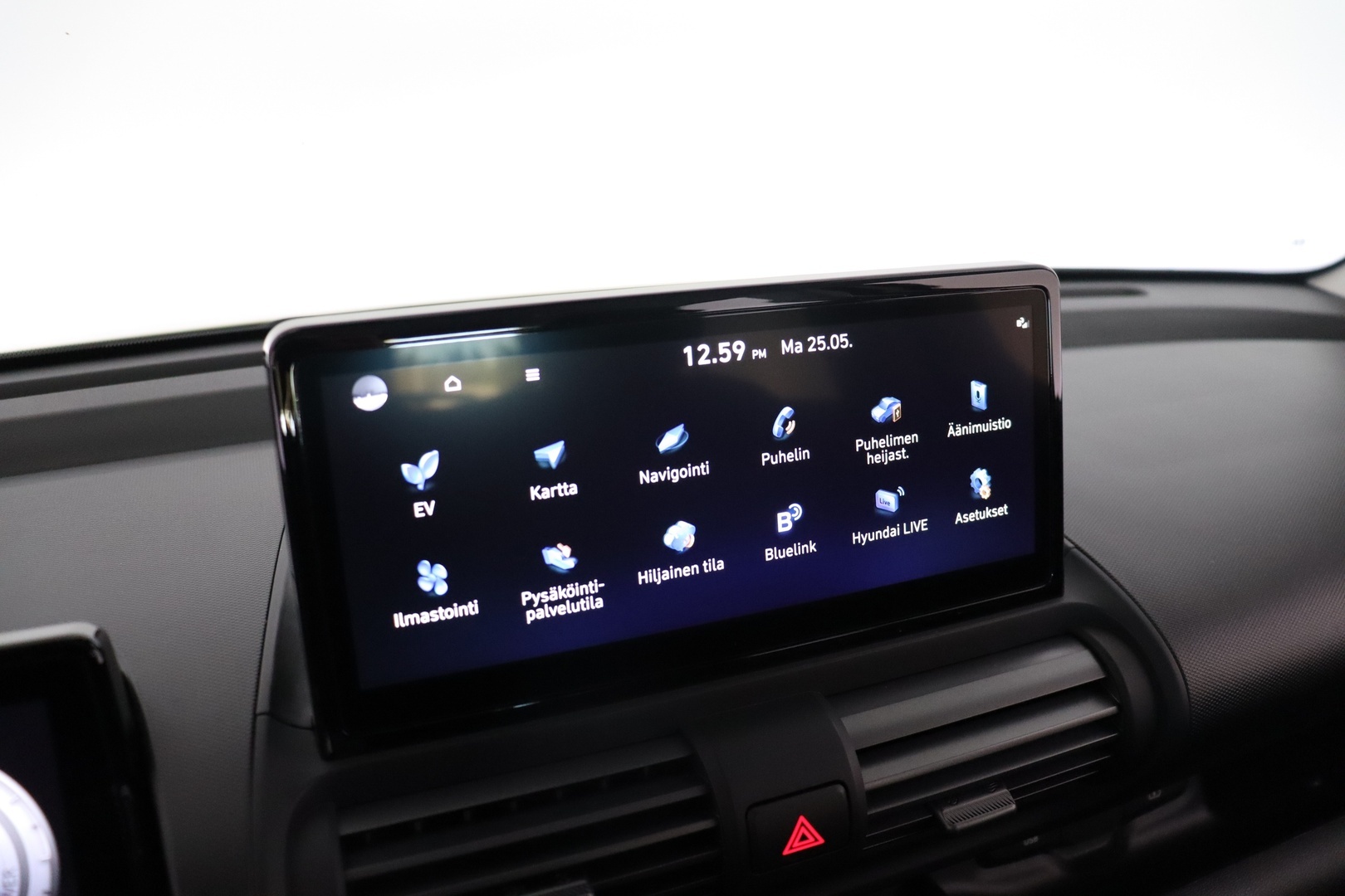 HYUNDAI INSTER 0