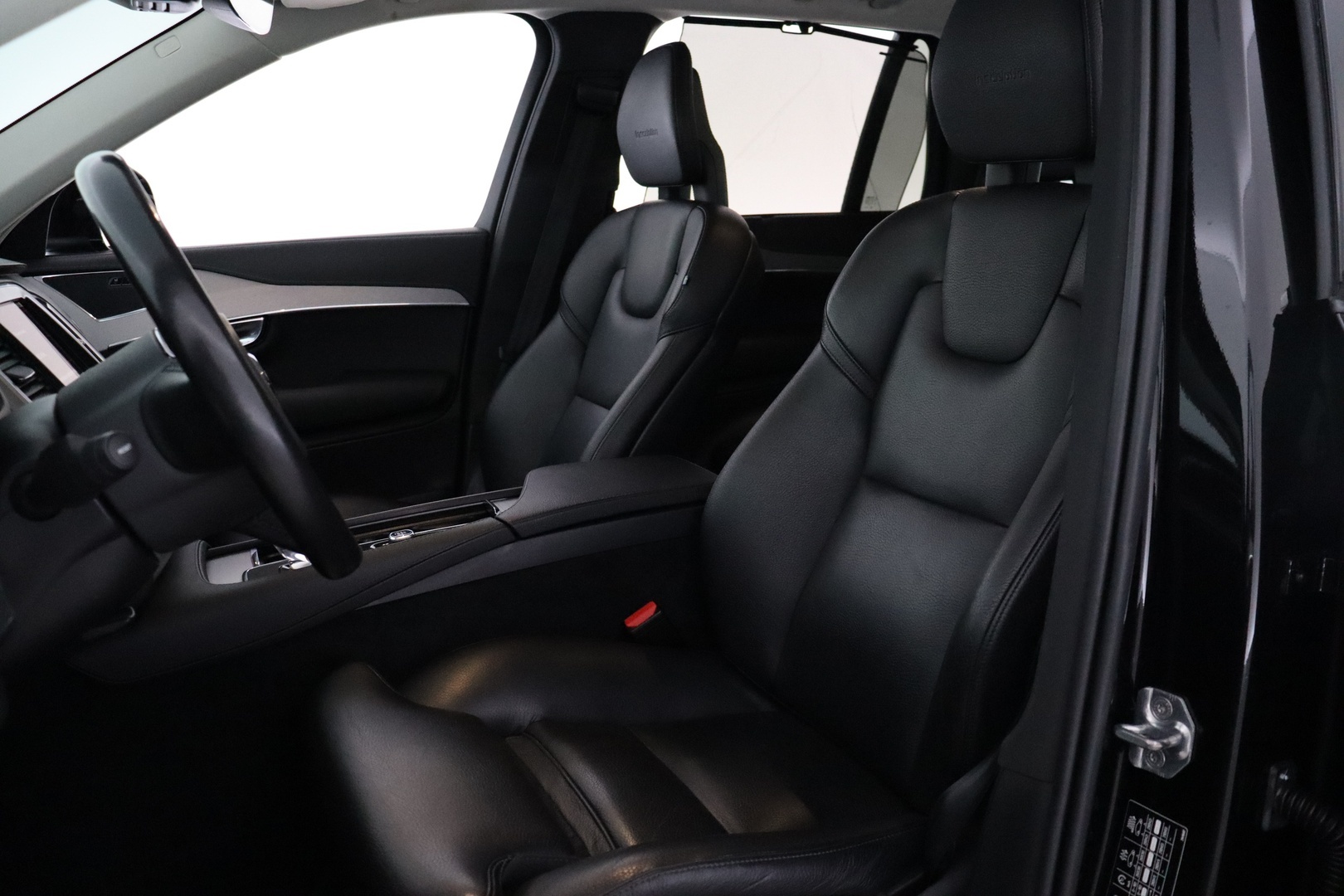 VOLVO XC90 2020