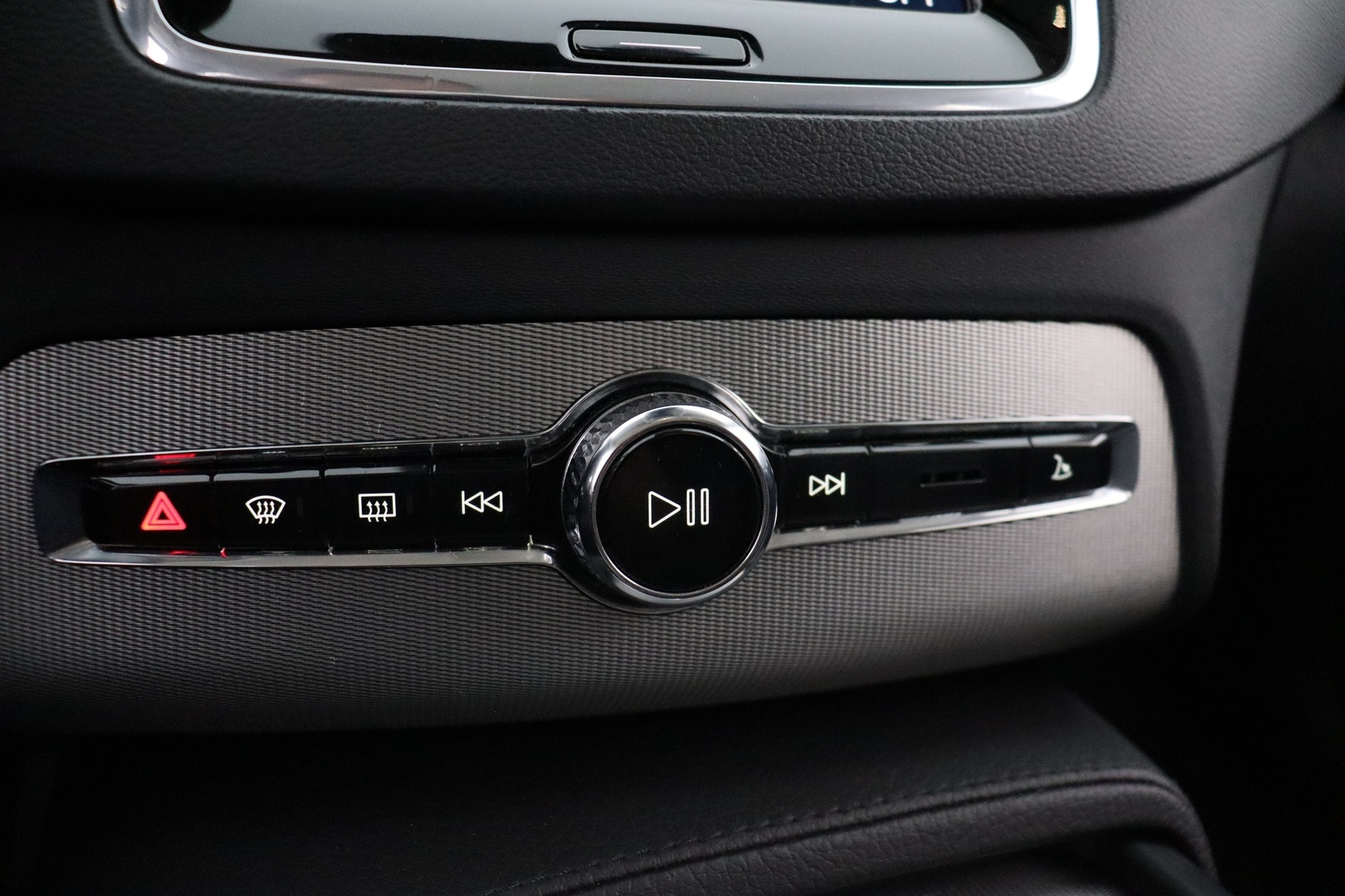 VOLVO XC90 2020